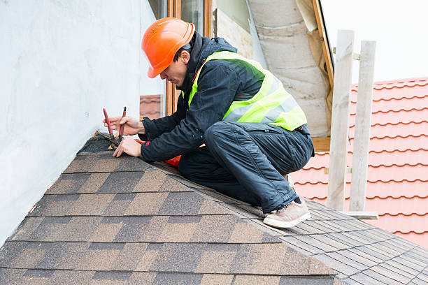 Best Roof Gutter Cleaning  in Lowell, NC
